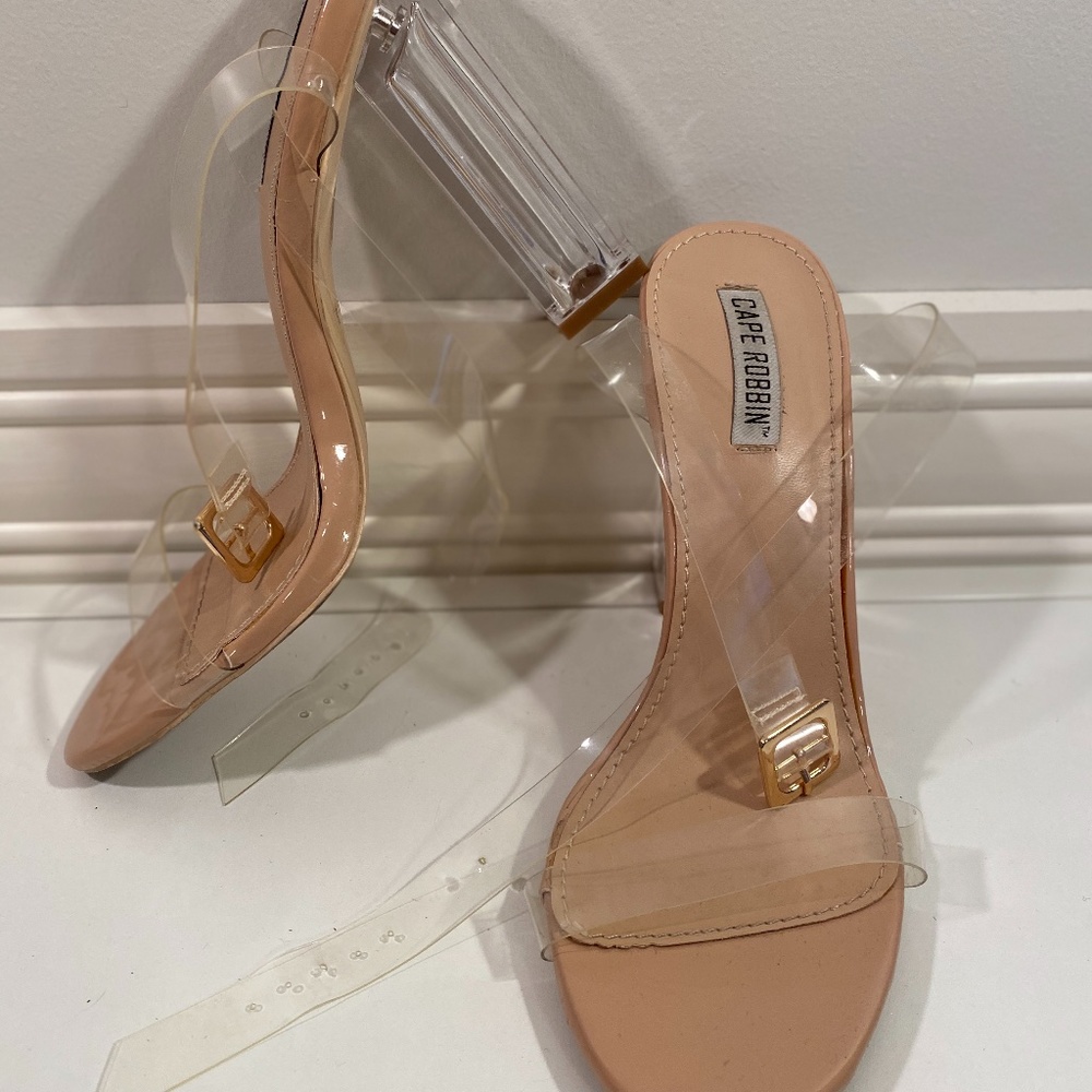 Cape Robbin Block Heels SZ 8.0